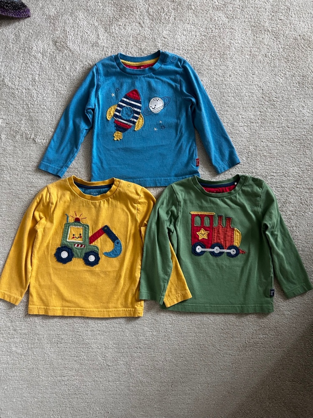 Three Kite Organics size 2 appliqué tees